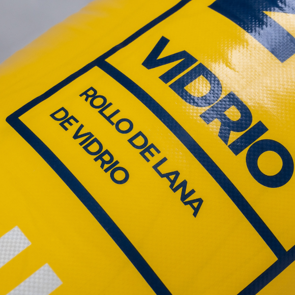 Rollo Lana de Vidrio Hiperseco Aluminio 1.2m x 18m x 100mm